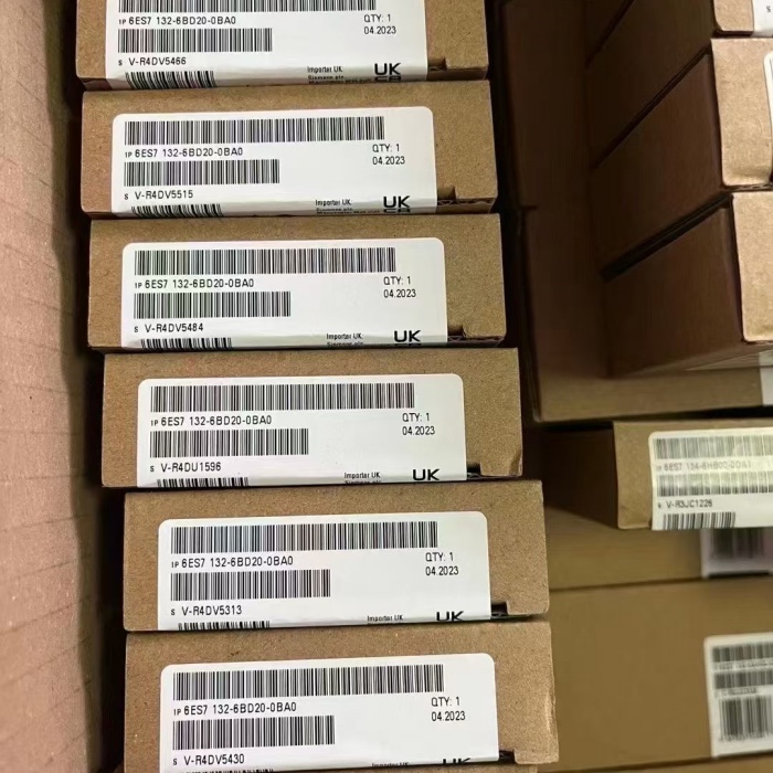 Siemens 6ES7132-6BD20-0BA0