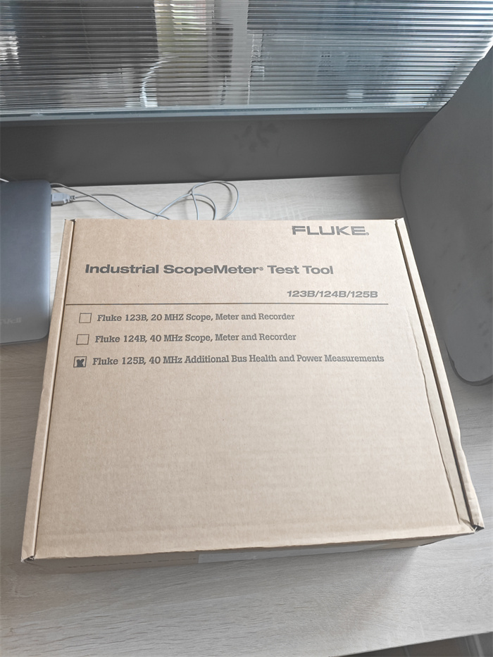 Fluke 125B
