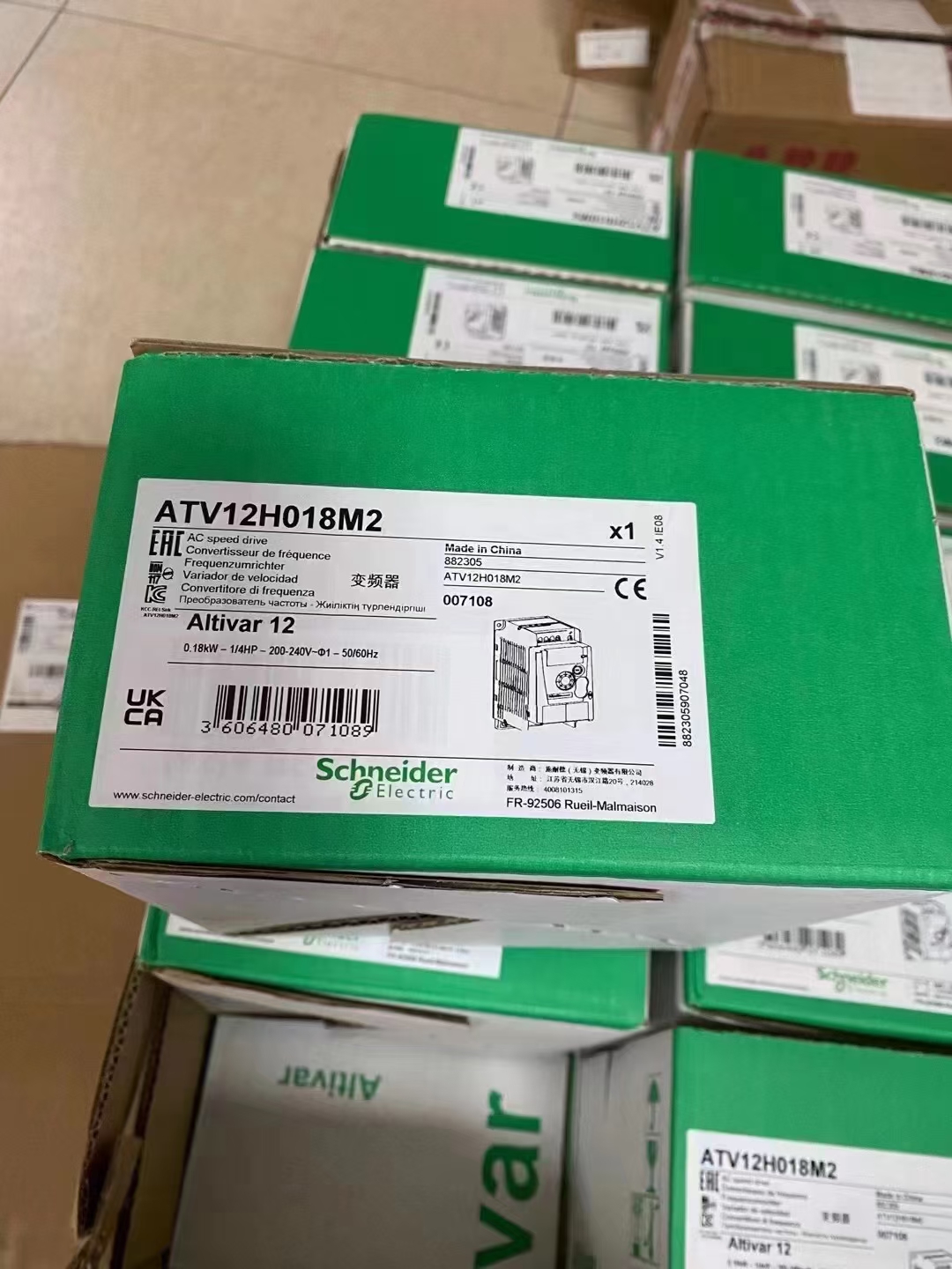 Schneider ATV12H018M2