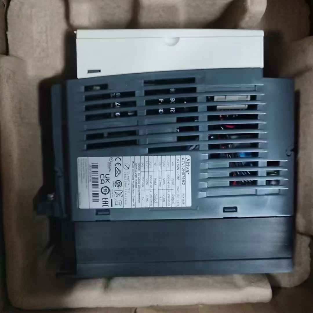 Schneider ATV12H075M2