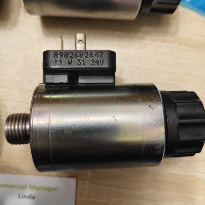Rexroth solenoid valve R902602647