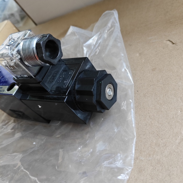 YUCIYUKEN DSG-01-2B3B-AC220