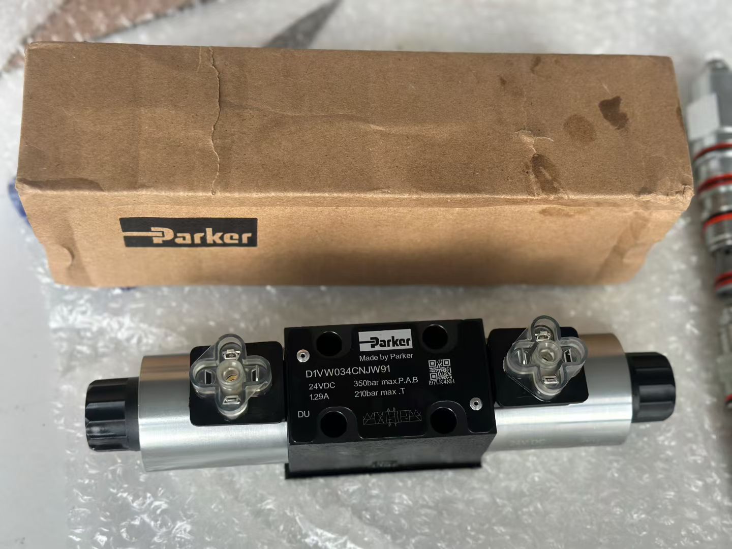 Parker D1VW034CNJW91